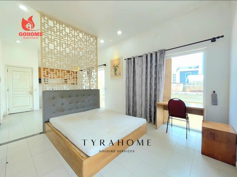 SERVICED APARTMENT FULLY FURNISHED WITH BALCONY