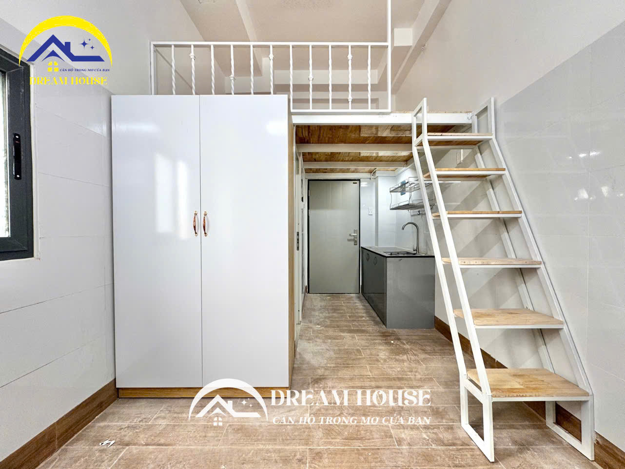 DUPLEX CỬA SỔ TRỜI MỚI XÂY NGAY HUIT