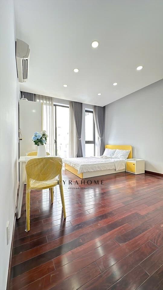 PHÒNG FULLY FURNISHED WITH BALCONY