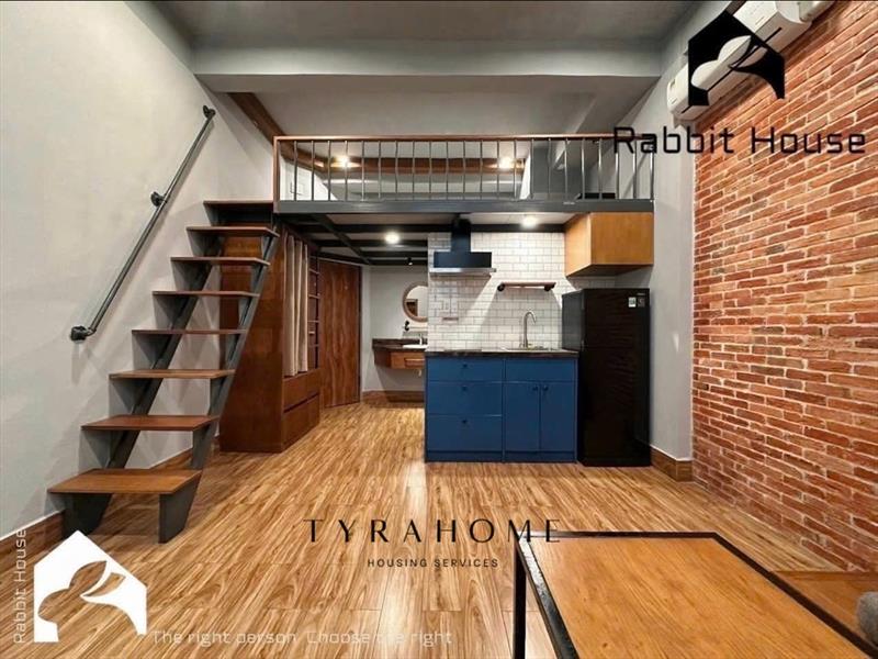 SERVICED APARTMENT FULLY FURNISHED WITH WINDOW