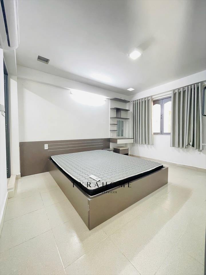 PHÒNG FULLY FURNISHED MÁY GIẶT RIÊNG WITH BALCONY