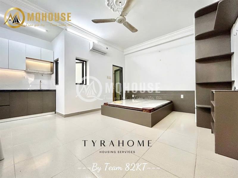 PHÒNG FULLY FURNISHED WITH WINDOW