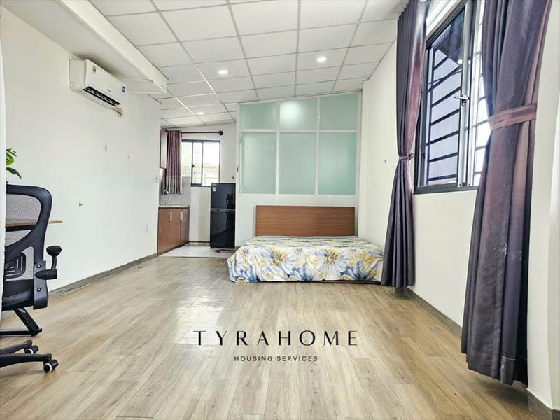 PHÒNG FULL NỘI THẤT CÓ CỬA SỔ