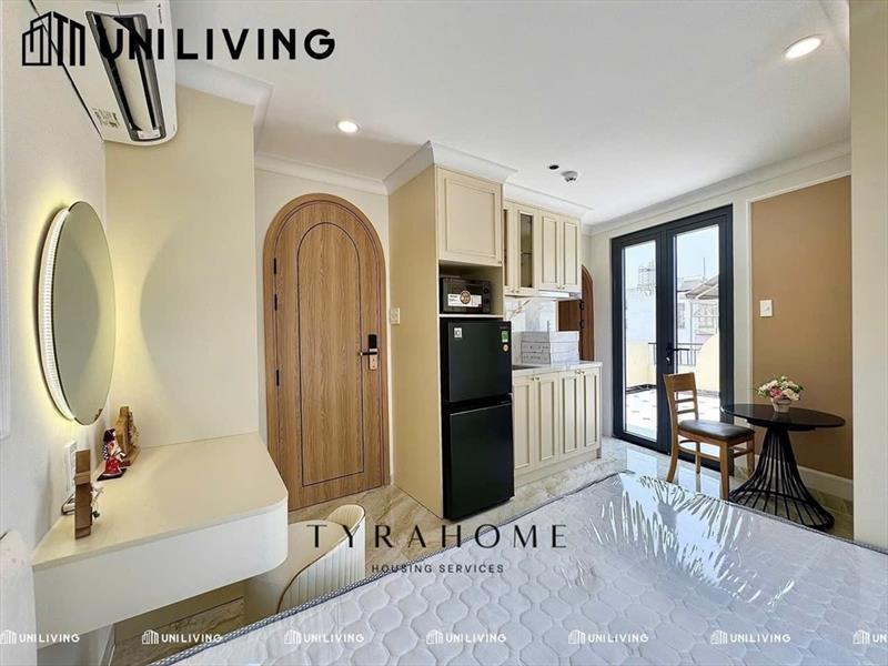 SERVICED APARTMENT FULLY FURNISHED WITH BALCONY