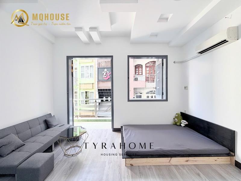 PHÒNG FULLY FURNISHED WITH BALCONY