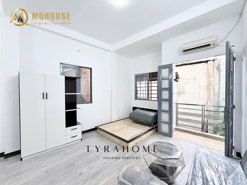 PHÒNG FULLY FURNISHED WITH BALCONY