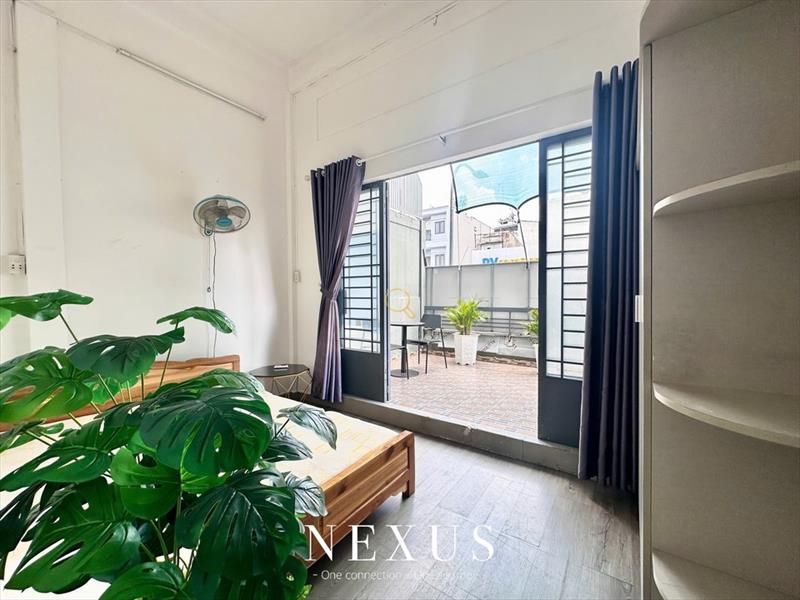 PHÒNG FULLY FURNISHED WITH BALCONY