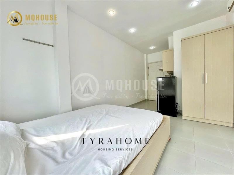 PHÒNG FULL NỘI THẤT CÓ BAN CÔNG