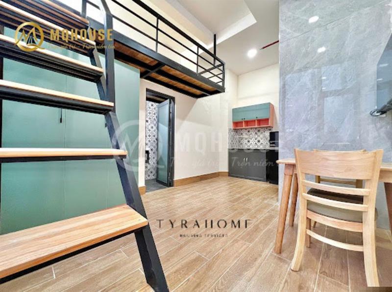 PHÒNG FULLY FURNISHED WITH BALCONY