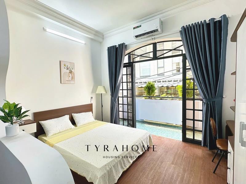 PHÒNG FULLY FURNISHED WITH BALCONY