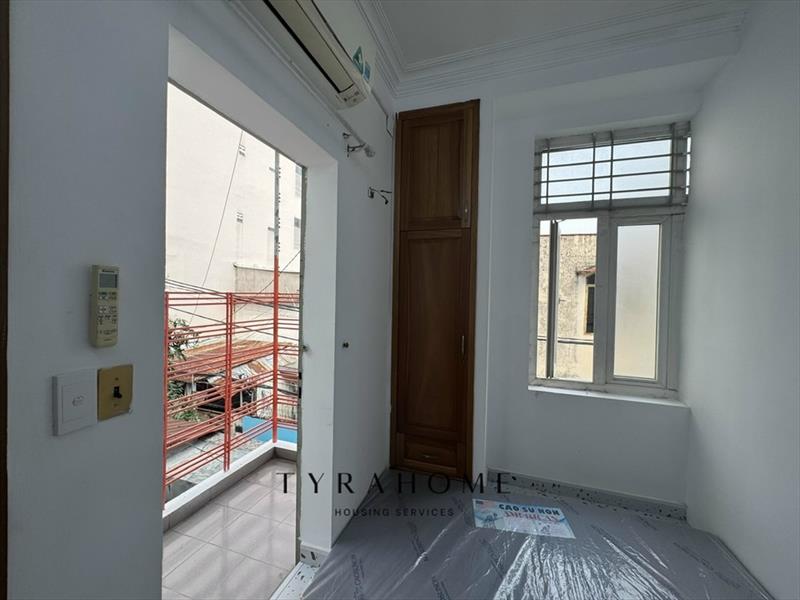SERVICED APARTMENT FULLY FURNISHED MÁY GIẶT RIÊNG WITH BALCONY
