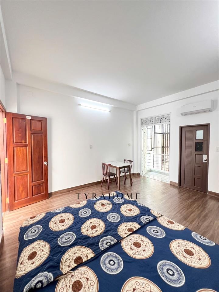 PHÒNG FULLY FURNISHED MÁY GIẶT RIÊNG WITH BALCONY