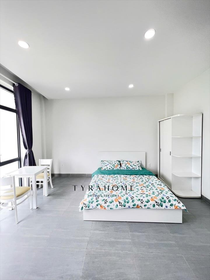 CĂN HỘ DỊCH VỤ FULL NỘI THẤT CÓ BAN CÔNG