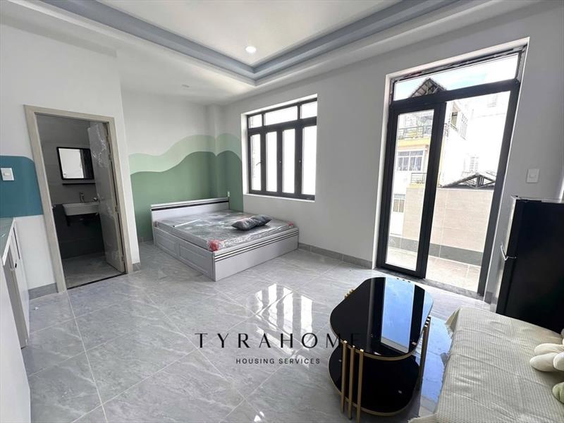 CĂN HỘ DỊCH VỤ FULL NỘI THẤT MÁY GIẶT RIÊNG CÓ BAN CÔNG