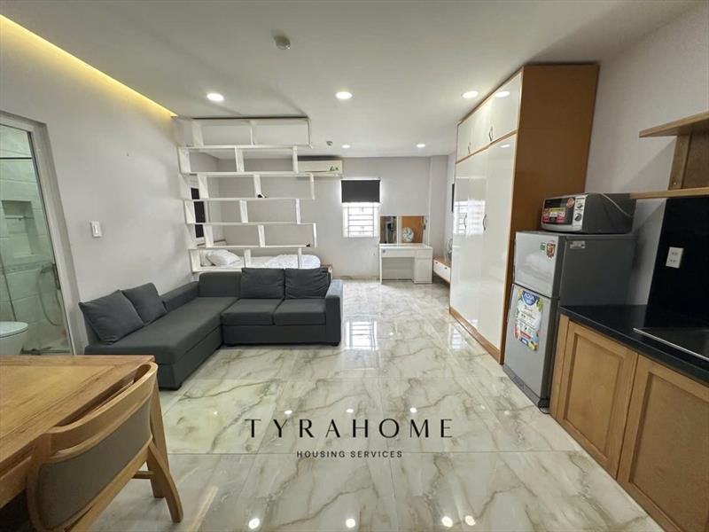 SERVICED APARTMENT FULLY FURNISHED WITH WINDOW