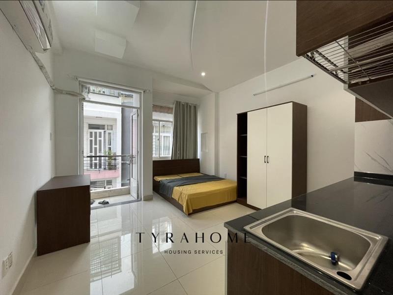 PHÒNG FULLY FURNISHED MÁY GIẶT RIÊNG WITH BALCONY