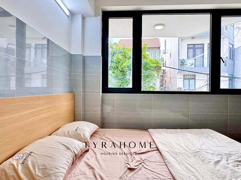 PHÒNG FULLY FURNISHED WITH WINDOW