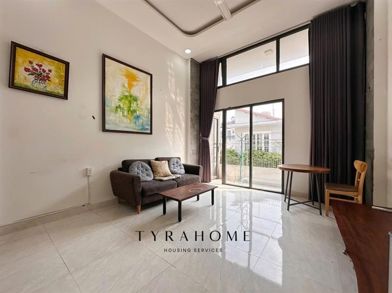 SERVICED APARTMENT FULLY FURNISHED WITH BALCONY
