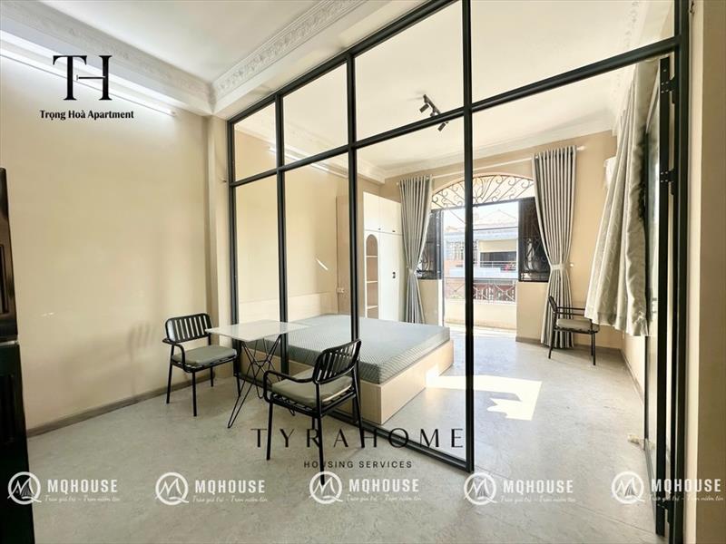 SERVICED APARTMENT FULLY FURNISHED MÁY GIẶT RIÊNG WITH BALCONY