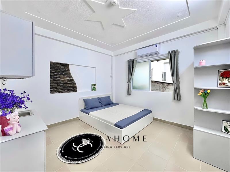 PHÒNG FULLY FURNISHED WITH WINDOW