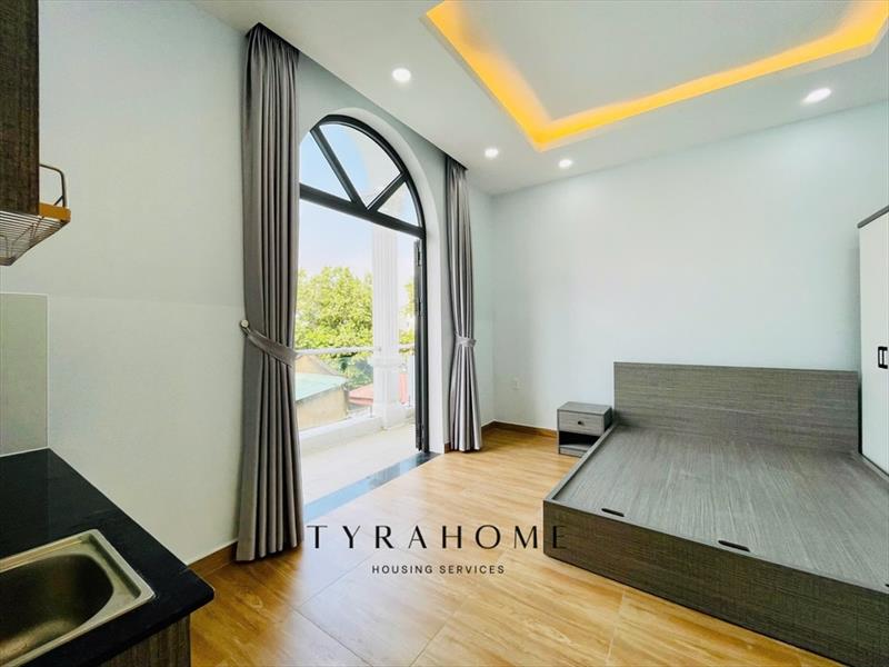 PHÒNG FULL NỘI THẤT CÓ BAN CÔNG