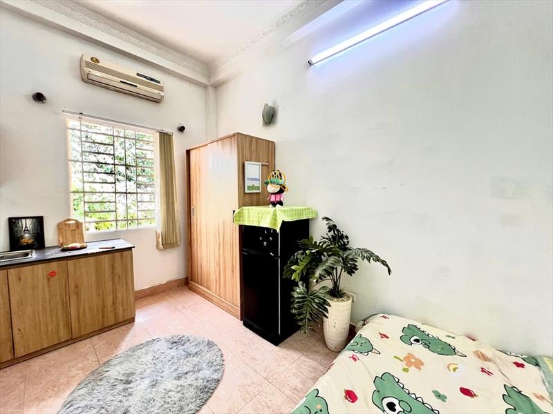 PHÒNG FULL NỘI THẤT CÓ CỬA SỔ