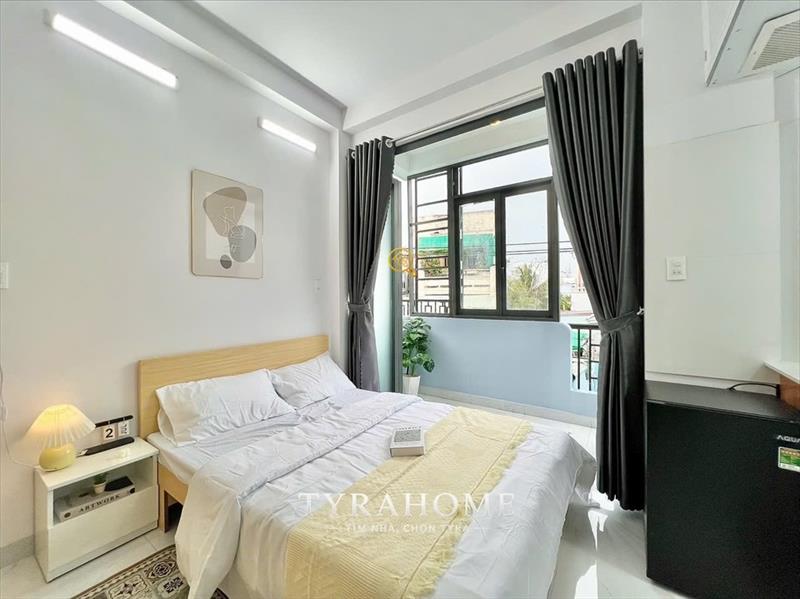 PHÒNG FULLY FURNISHED WITH BALCONY