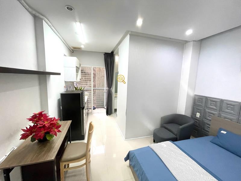 PHÒNG FULLY FURNISHED MÁY GIẶT RIÊNG WITH BALCONY