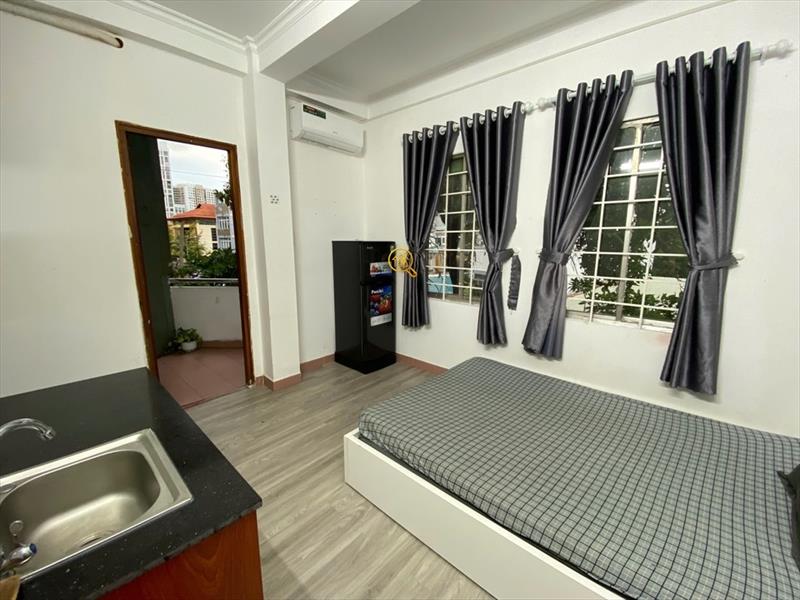 PHÒNG FULL NỘI THẤT CÓ BAN CÔNG