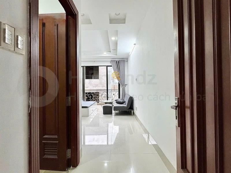 PHÒNG FULLY FURNISHED WITH BALCONY