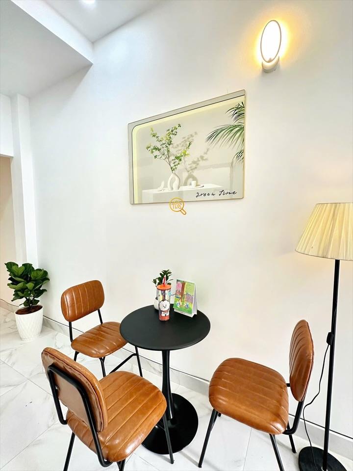 SERVICED APARTMENT FULLY FURNISHED WITH BALCONY
