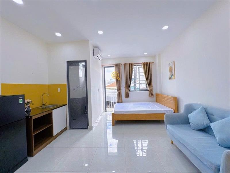 PHÒNG FULLY FURNISHED WITH BALCONY