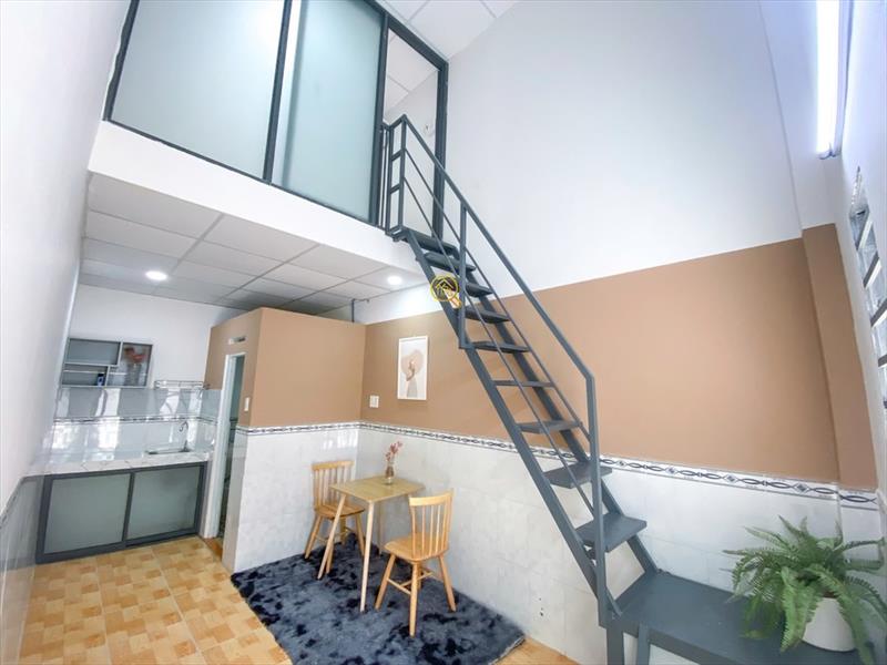 PHÒNG FULLY FURNISHED WITH WINDOW