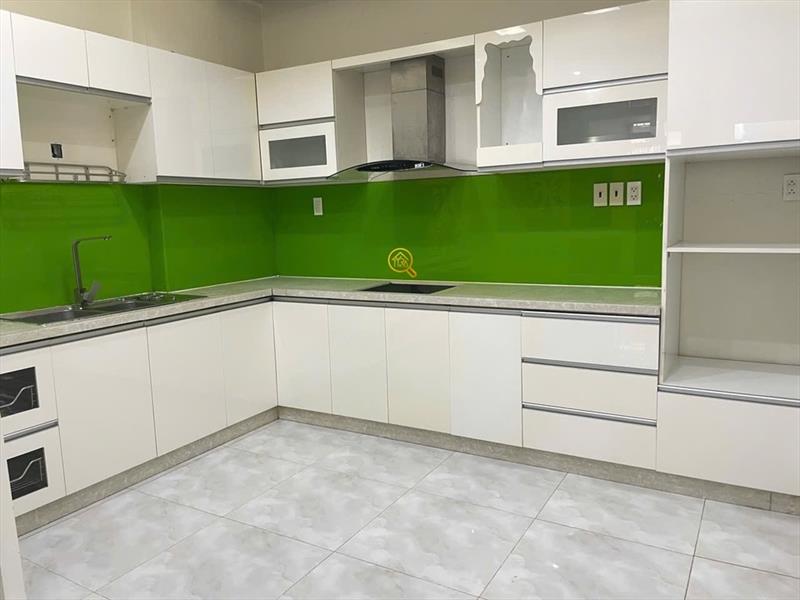 PHÒNG FULL NỘI THẤT CÓ CỬA SỔ