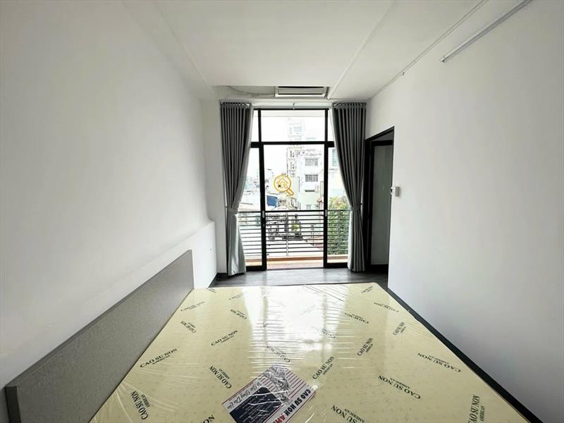 CĂN HỘ DỊCH VỤ FULL NỘI THẤT MÁY GIẶT RIÊNG CÓ BAN CÔNG