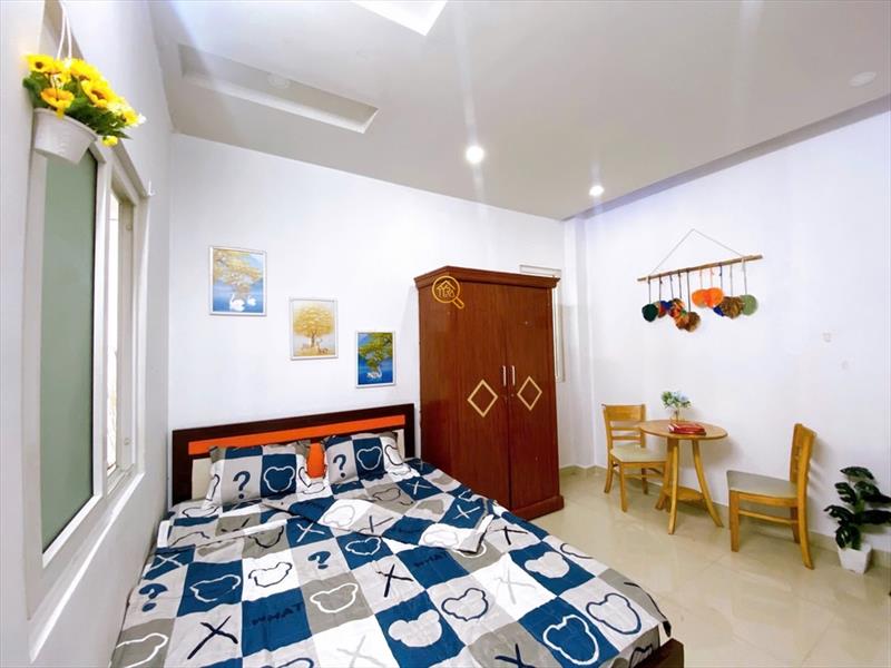 PHÒNG FULL NỘI THẤT CÓ CỬA SỔ