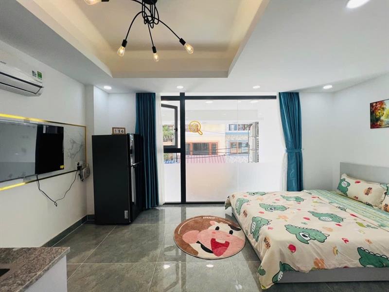 PHÒNG FULL NỘI THẤT CÓ CỬA SỔ