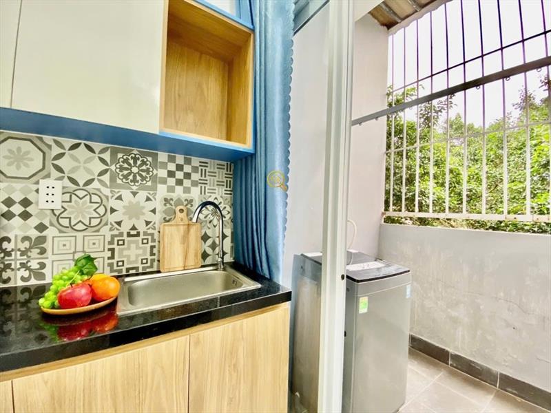 PHÒNG FULLY FURNISHED MÁY GIẶT RIÊNG WITH BALCONY