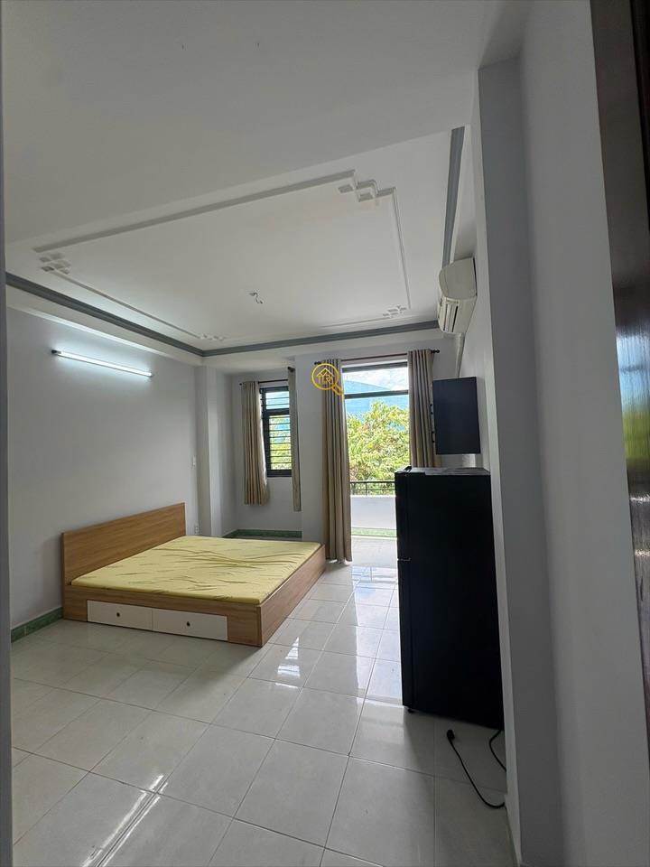 PHÒNG FULLY FURNISHED WITH BALCONY