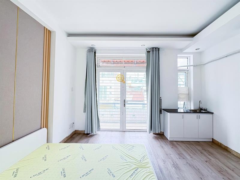 PHÒNG FULL NỘI THẤT CÓ BAN CÔNG
