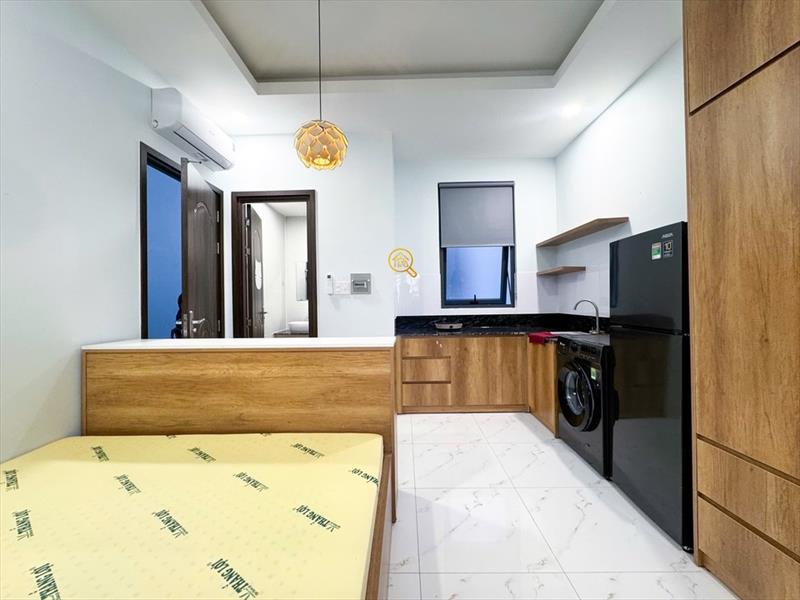 PHÒNG FULL NỘI THẤT MÁY GIẶT RIÊNG CÓ CỬA SỔ