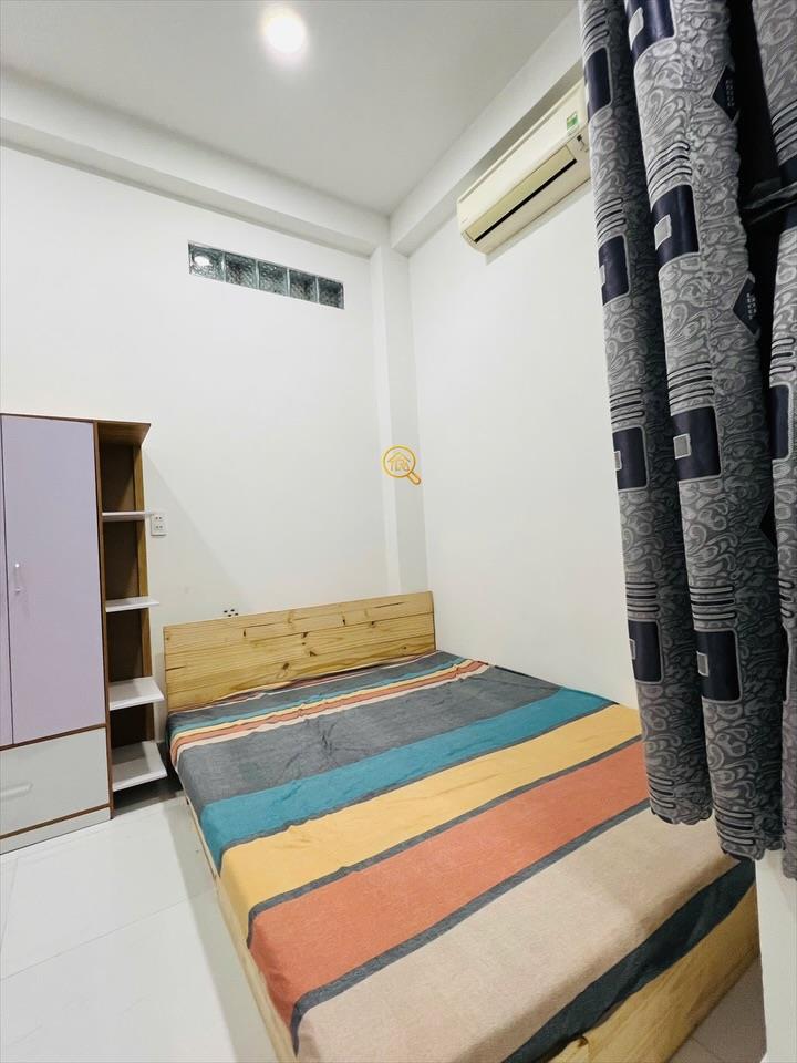 PHÒNG FULLY FURNISHED WITH WINDOW