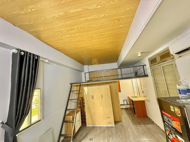 PHÒNG FULLY FURNISHED WITH WINDOW