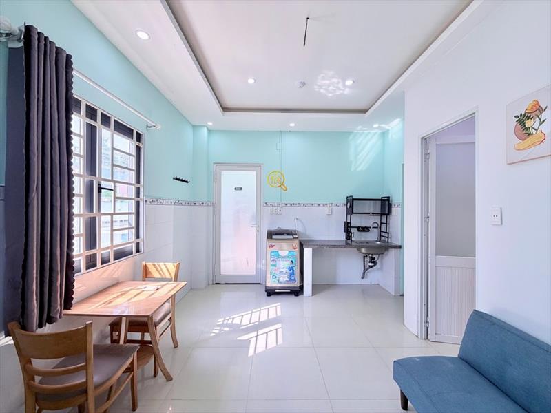 PHÒNG FULL NỘI THẤT CÓ BAN CÔNG