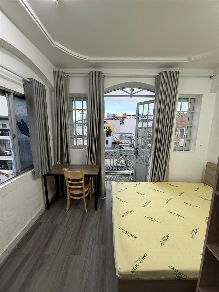 PHÒNG FULLY FURNISHED MÁY GIẶT RIÊNG WITH BALCONY
