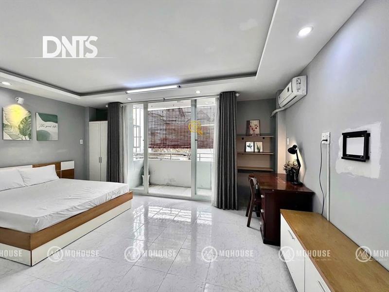 CĂN HỘ DỊCH VỤ FULL NỘI THẤT MÁY GIẶT RIÊNG CÓ BAN CÔNG