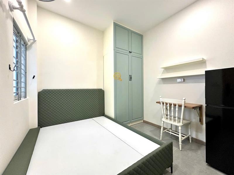 PHÒNG FULLY FURNISHED WITH WINDOW