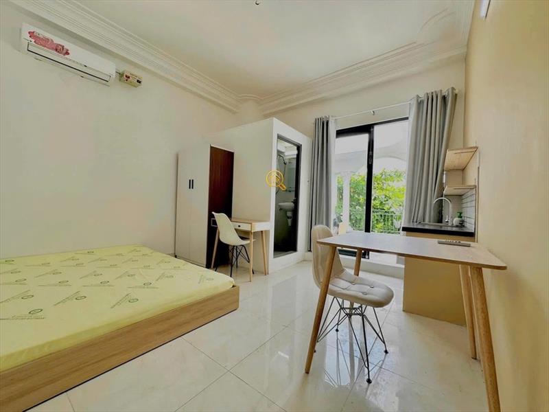 PHÒNG FULL NỘI THẤT CÓ BAN CÔNG