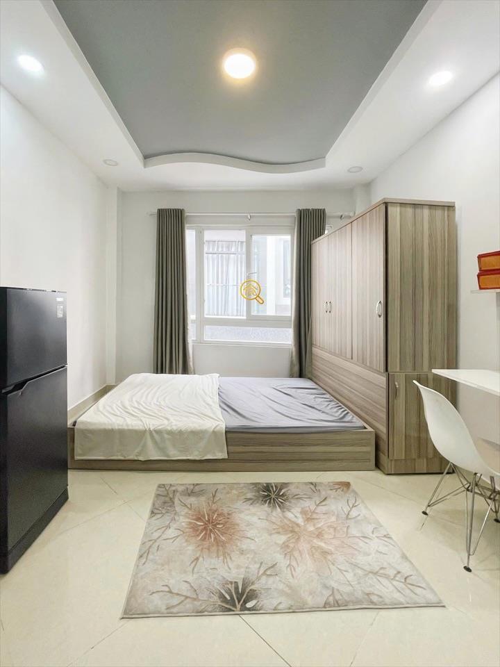 PHÒNG FULL NỘI THẤT CÓ CỬA SỔ