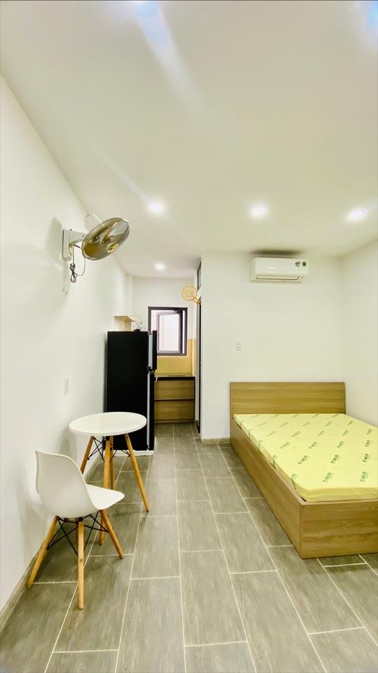 PHÒNG FULL NỘI THẤT CÓ CỬA SỔ